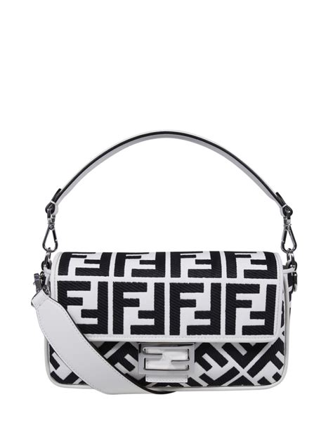 borsa bianca fendi|borsa Fendi flip.